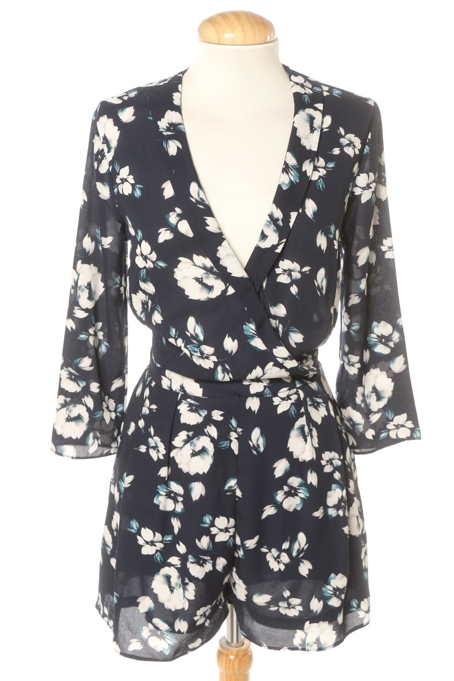 Tuta de Bershka de la talla S, de color fiori