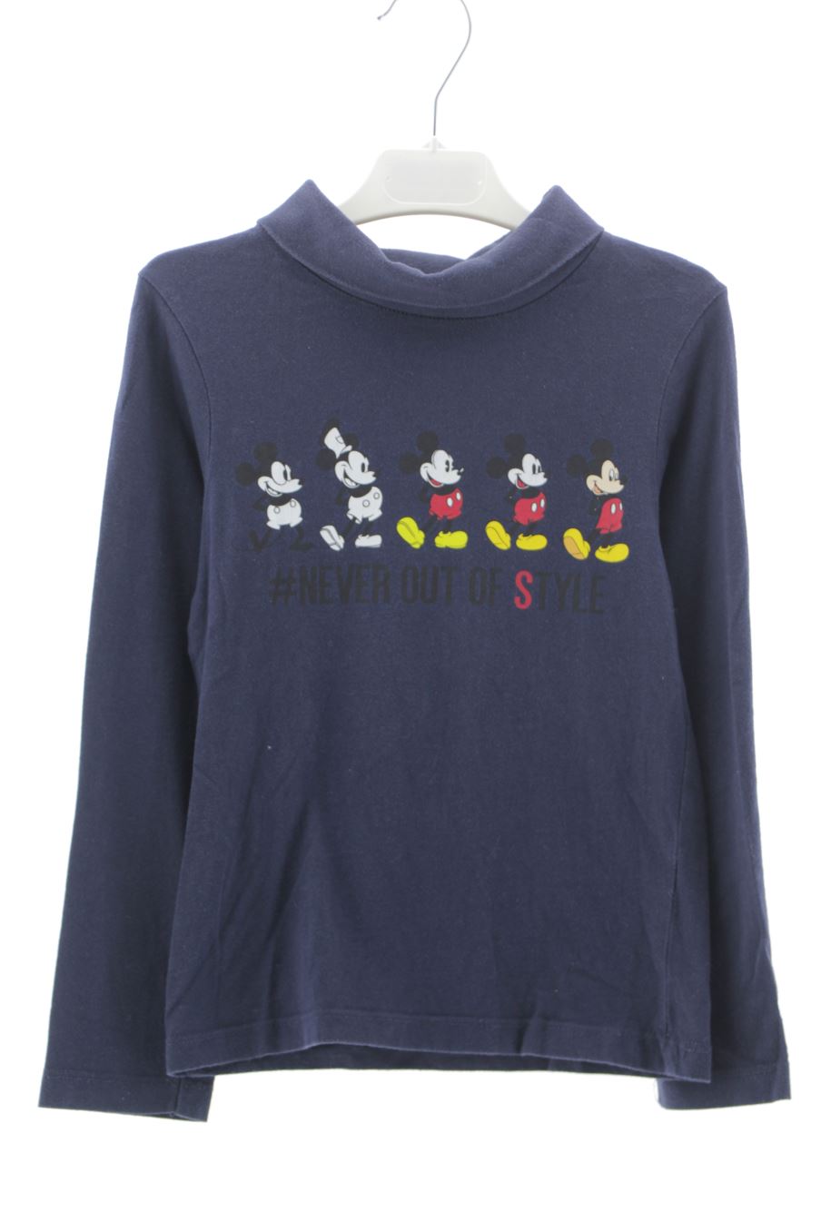T-shirt manches longues Disney de la taille 6 ans de seconde main