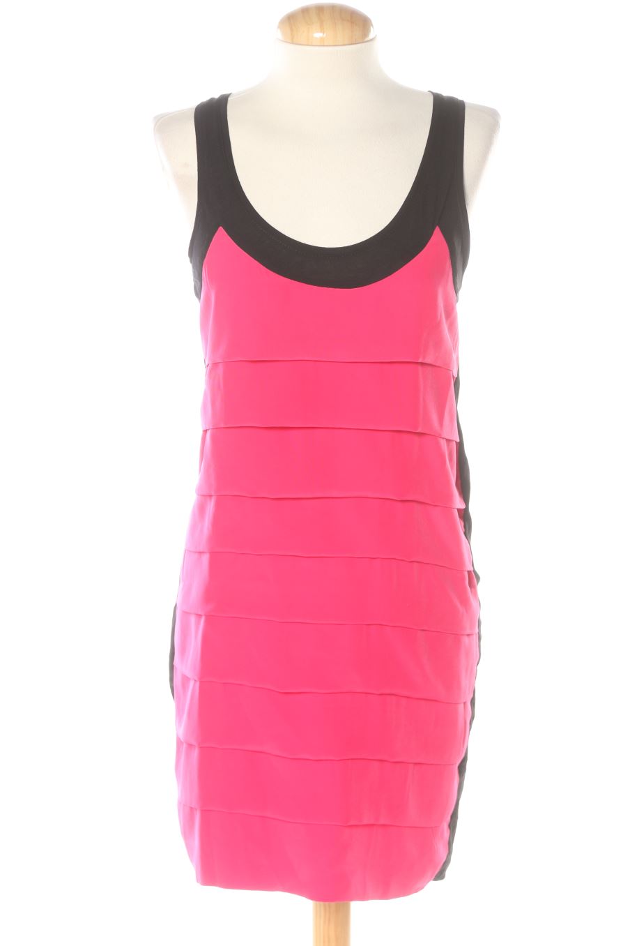 Vestito casual de Zara de la talla S, de color rosa