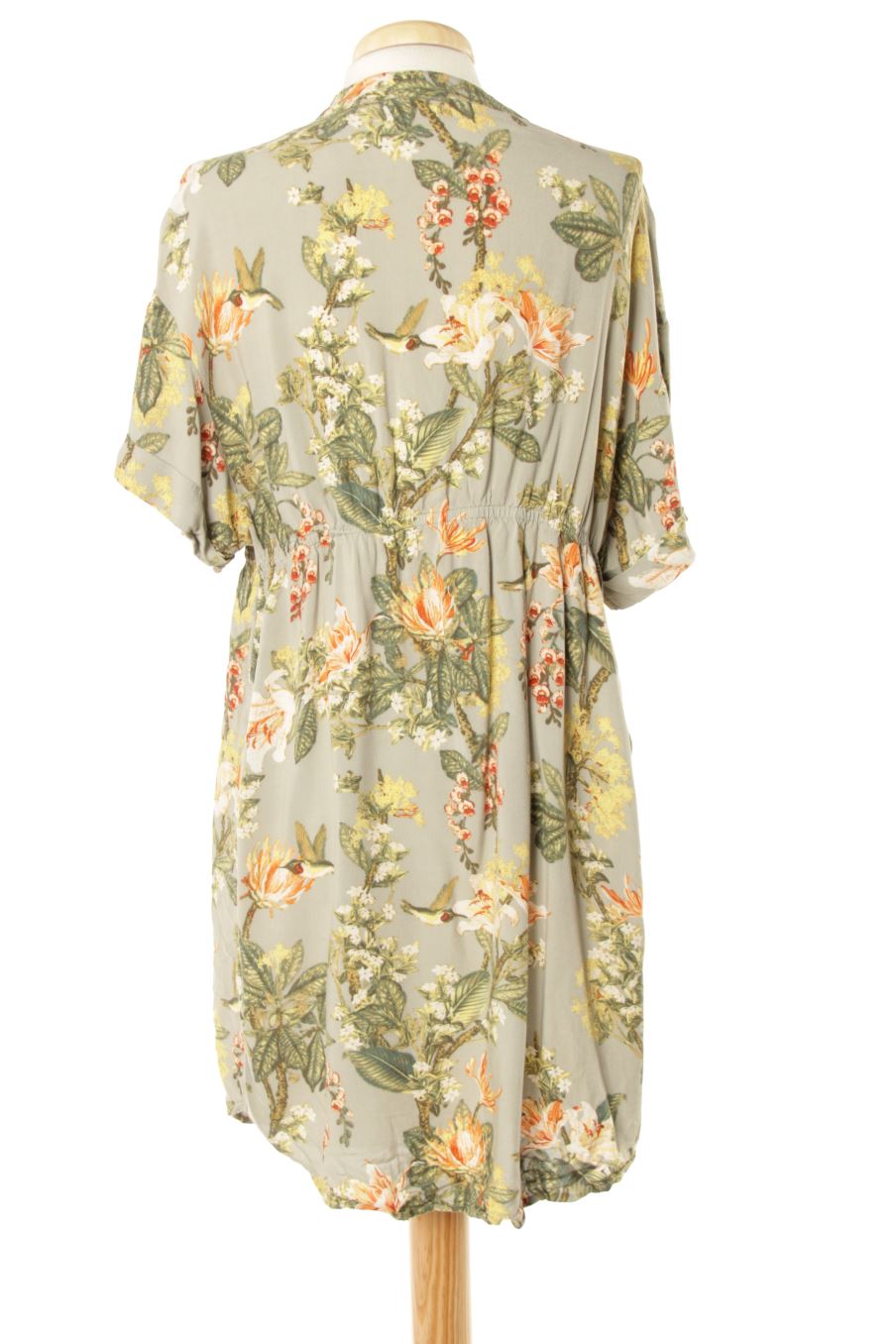 Robe casual H&M Premama de la taille M, de couleur fleurs de femmes enceintes