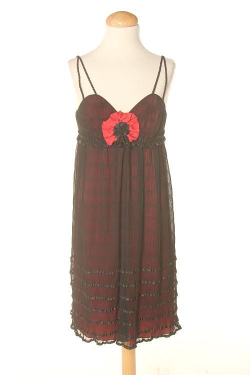 Aufwändiges Kleid