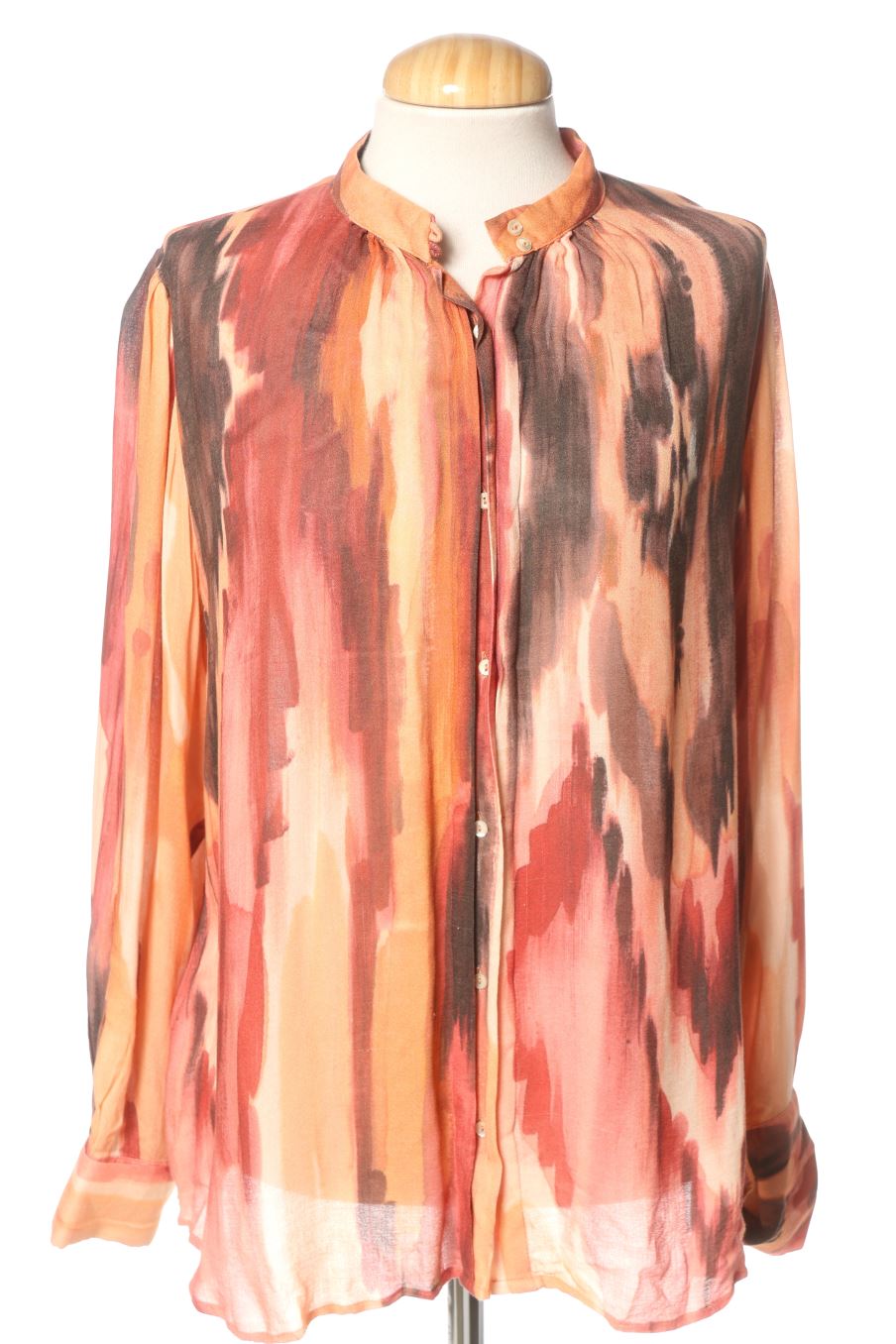 Camisa de MANGO SuiT de la talla S, de color estampado