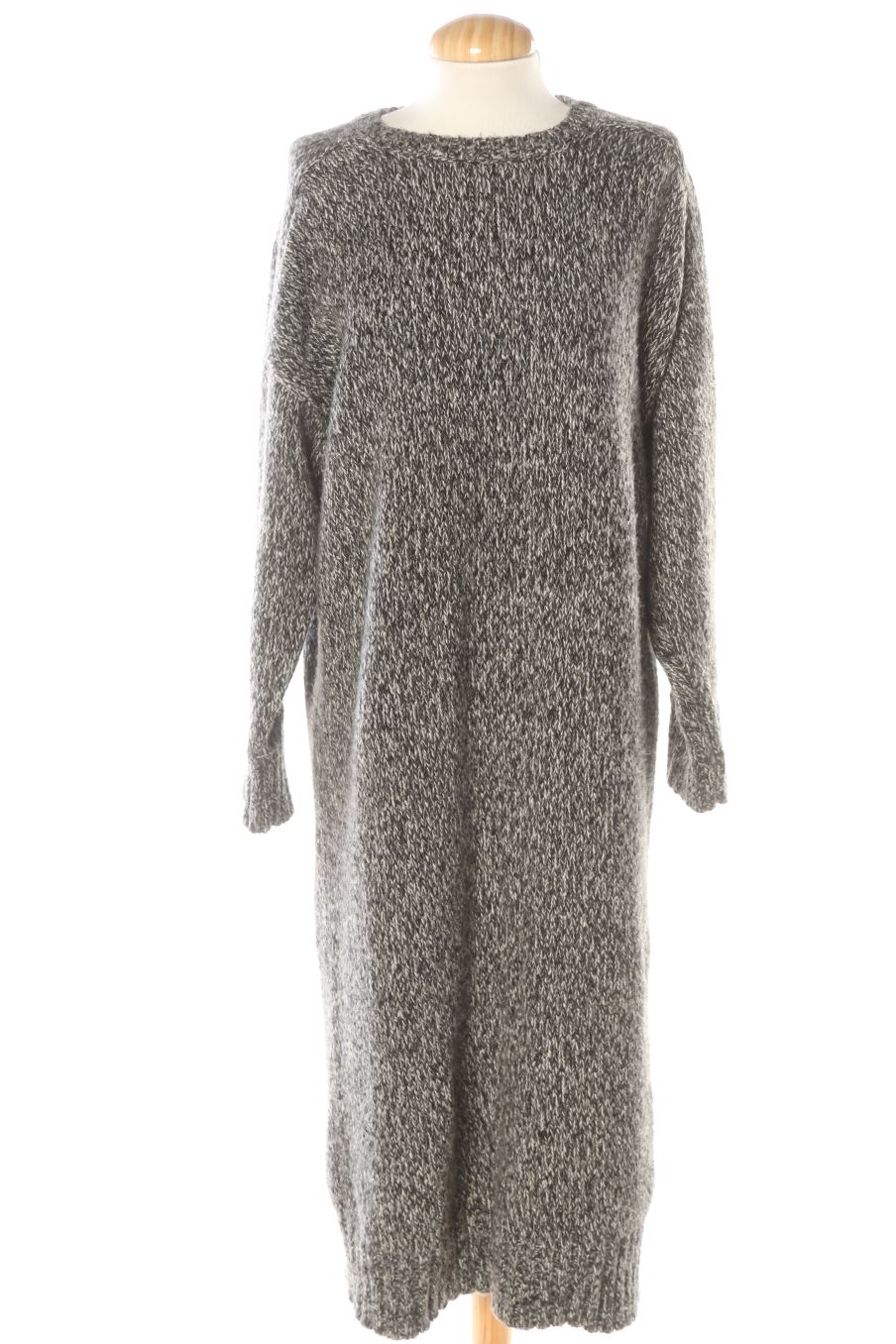 Robe casual Pull & Bear de la taille L, de couleur gris