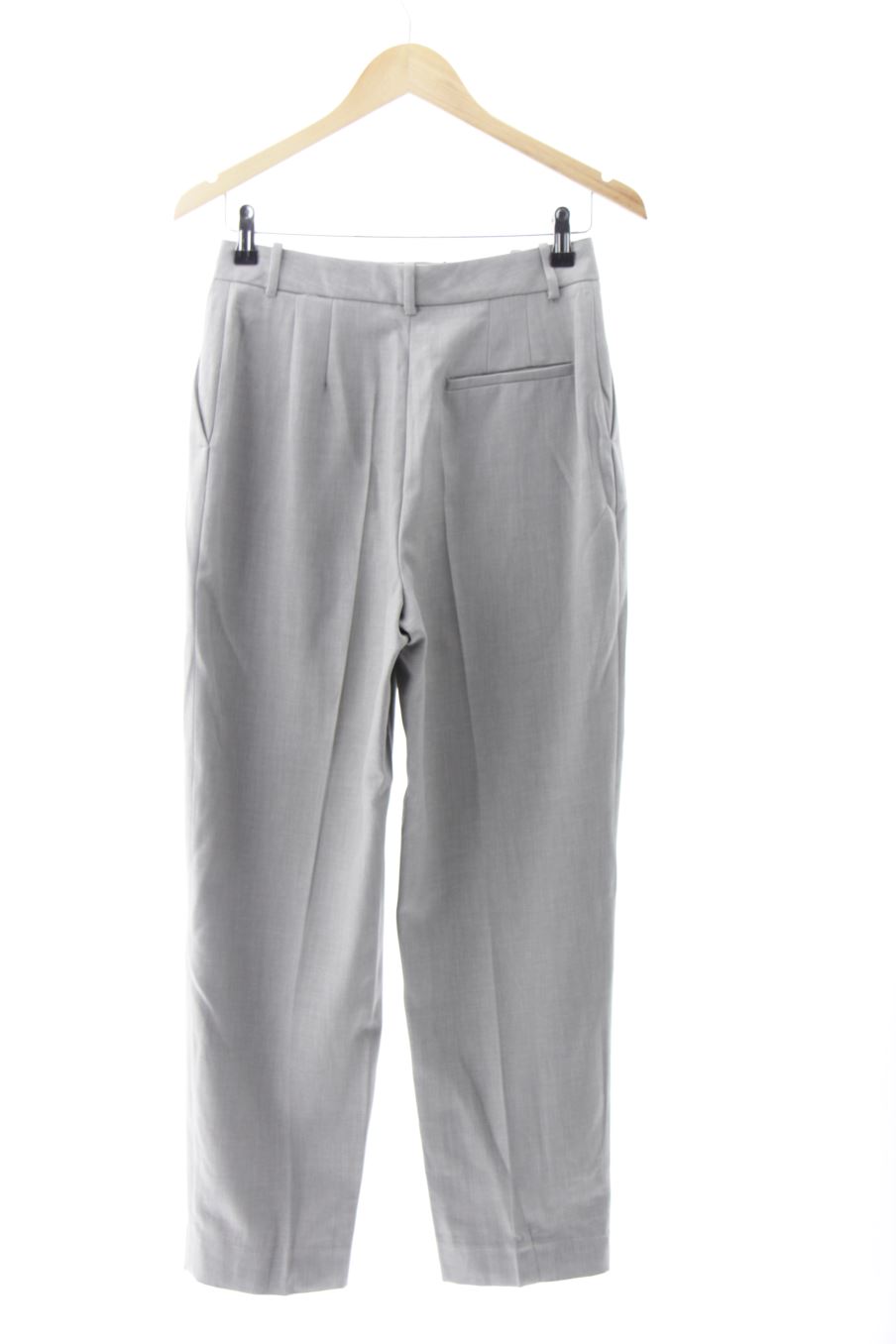 Pantalón de Zara de la talla S, de color gris