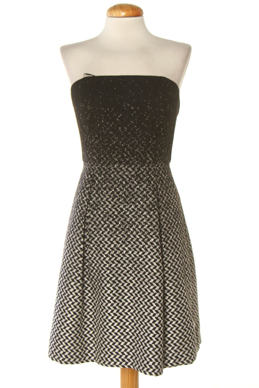 Robe TRINA TURK de la taille S, de couleur imprimés