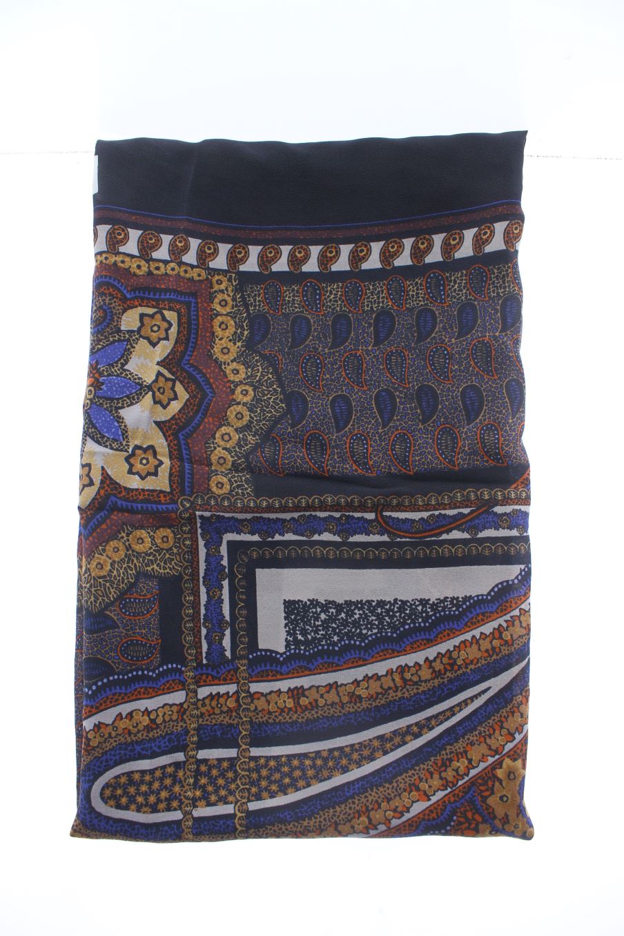 Foulard Christian Dior de la taille Taille unique, de couleur imprimés de soie