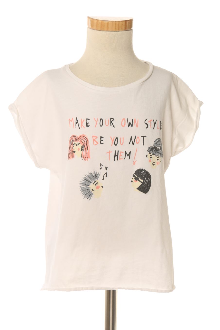 T-shirt Mango de la taille 7 ans de seconde main