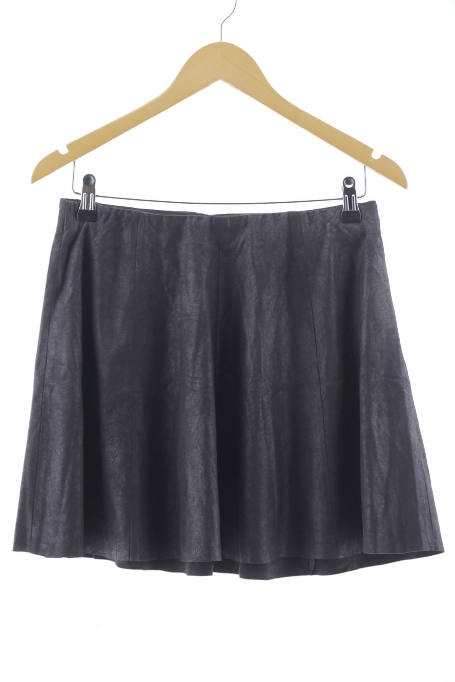 Falda de Only de la talla M, de color negro