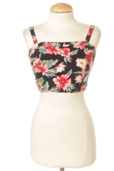 Aufwändiges Top XS Hollister