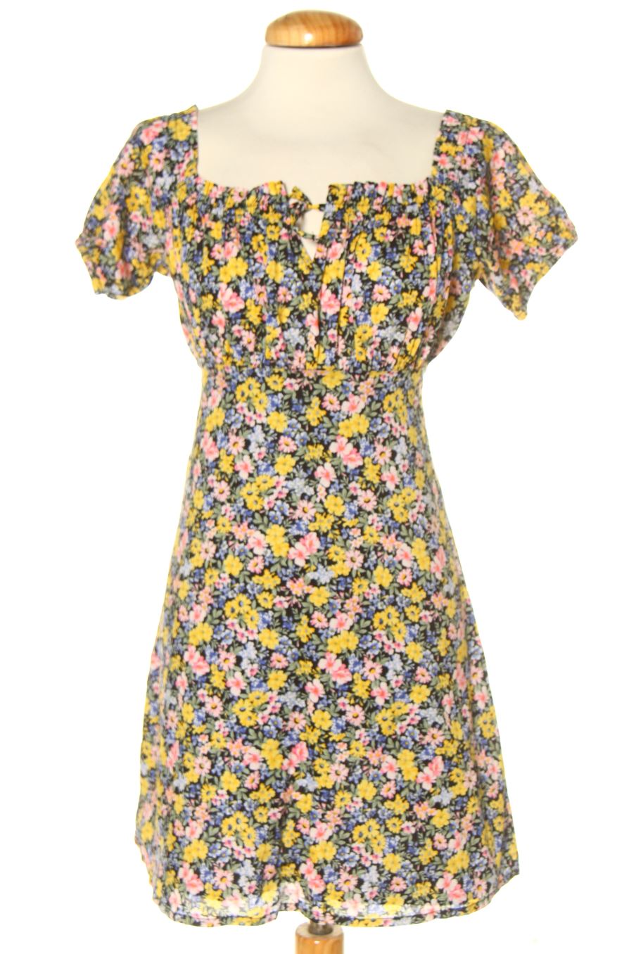 Robe casual Pimkie de la taille 36, de couleur fleurs