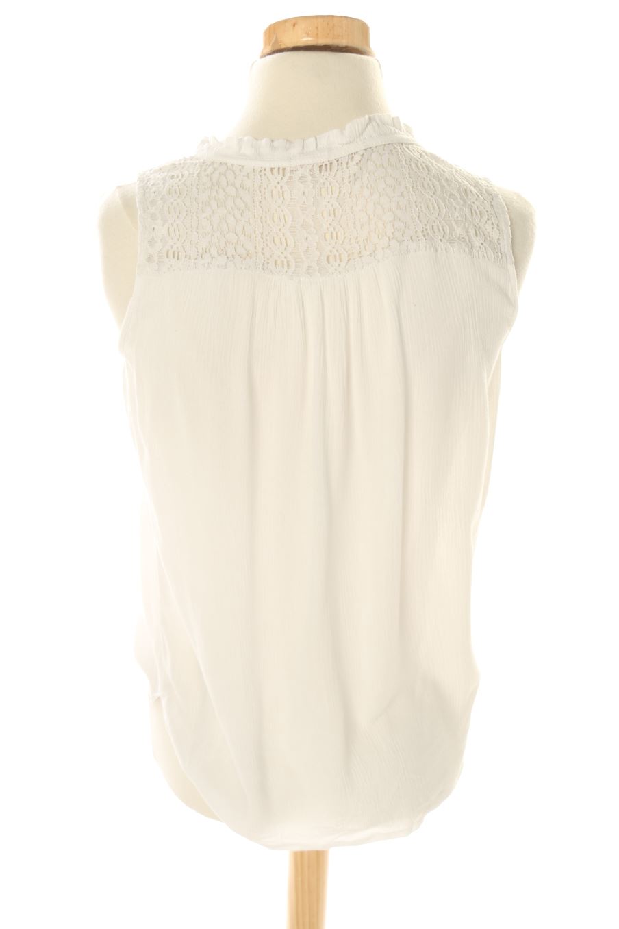 Top Camaieu de la taille S, de couleur blanc