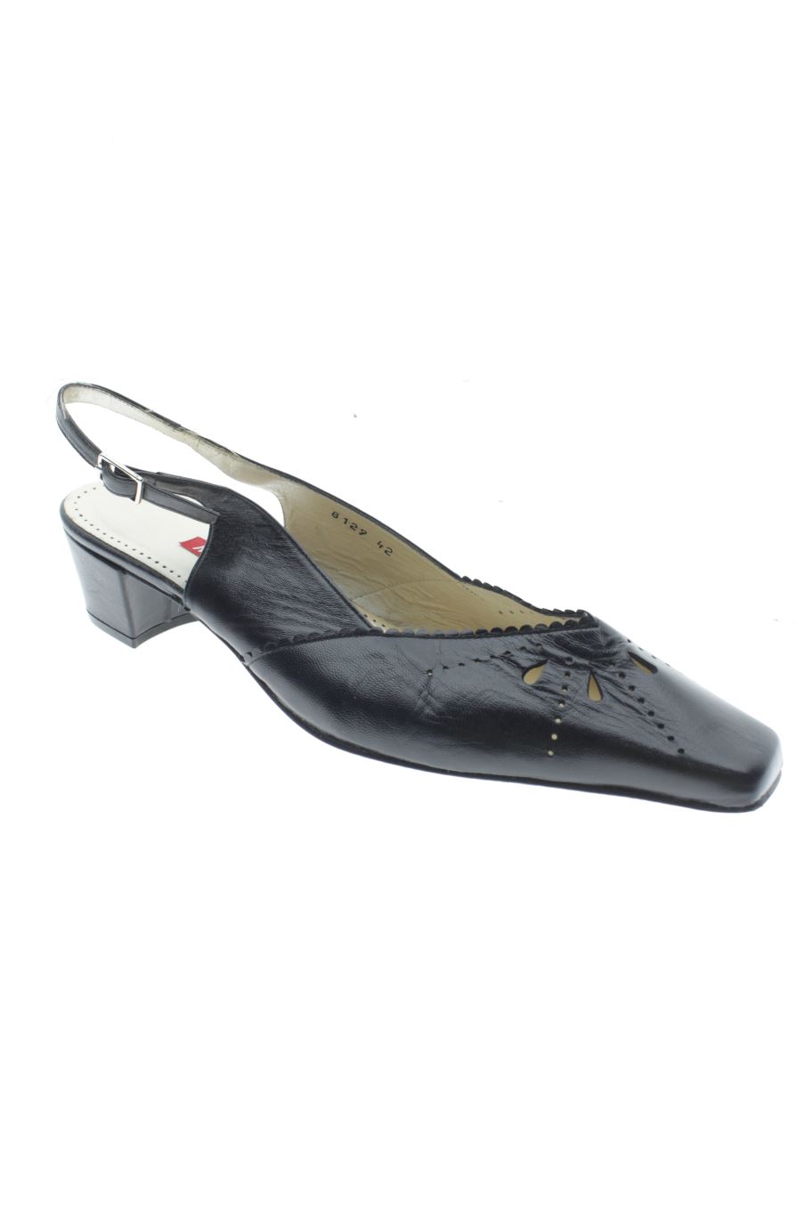 Sandalias tacon de montesinos de la talla 42, de color negro de
