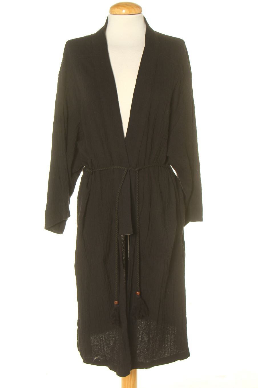Kimono Pull & Bear de la taille S, de couleur noir