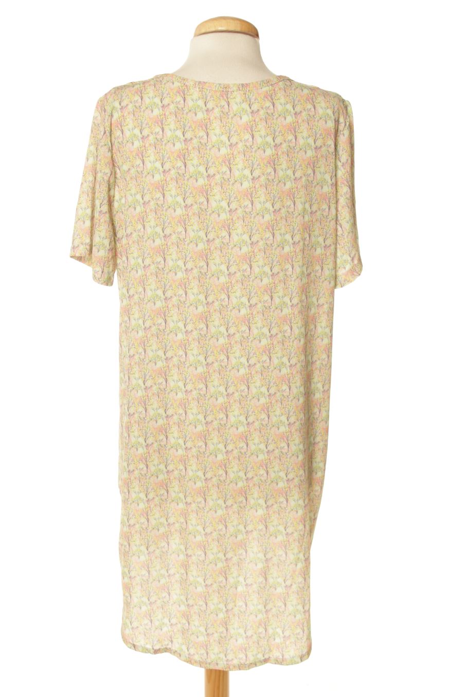 Robe casual See The Moon de la taille M, de couleur imprimés