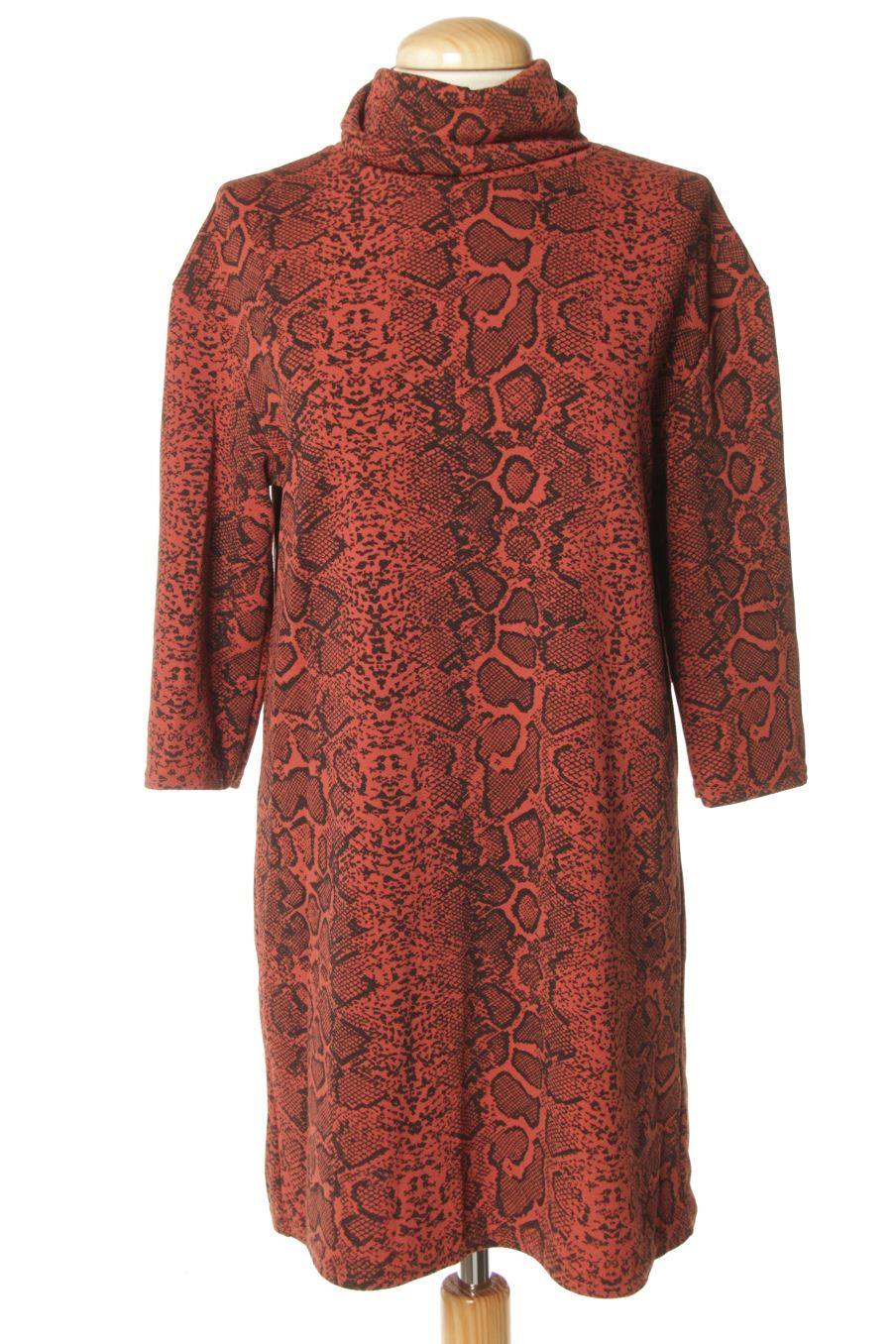 Robe casual Boohoo de la taille 36, de couleur animal print