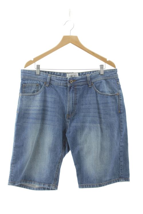Pantaloni corti