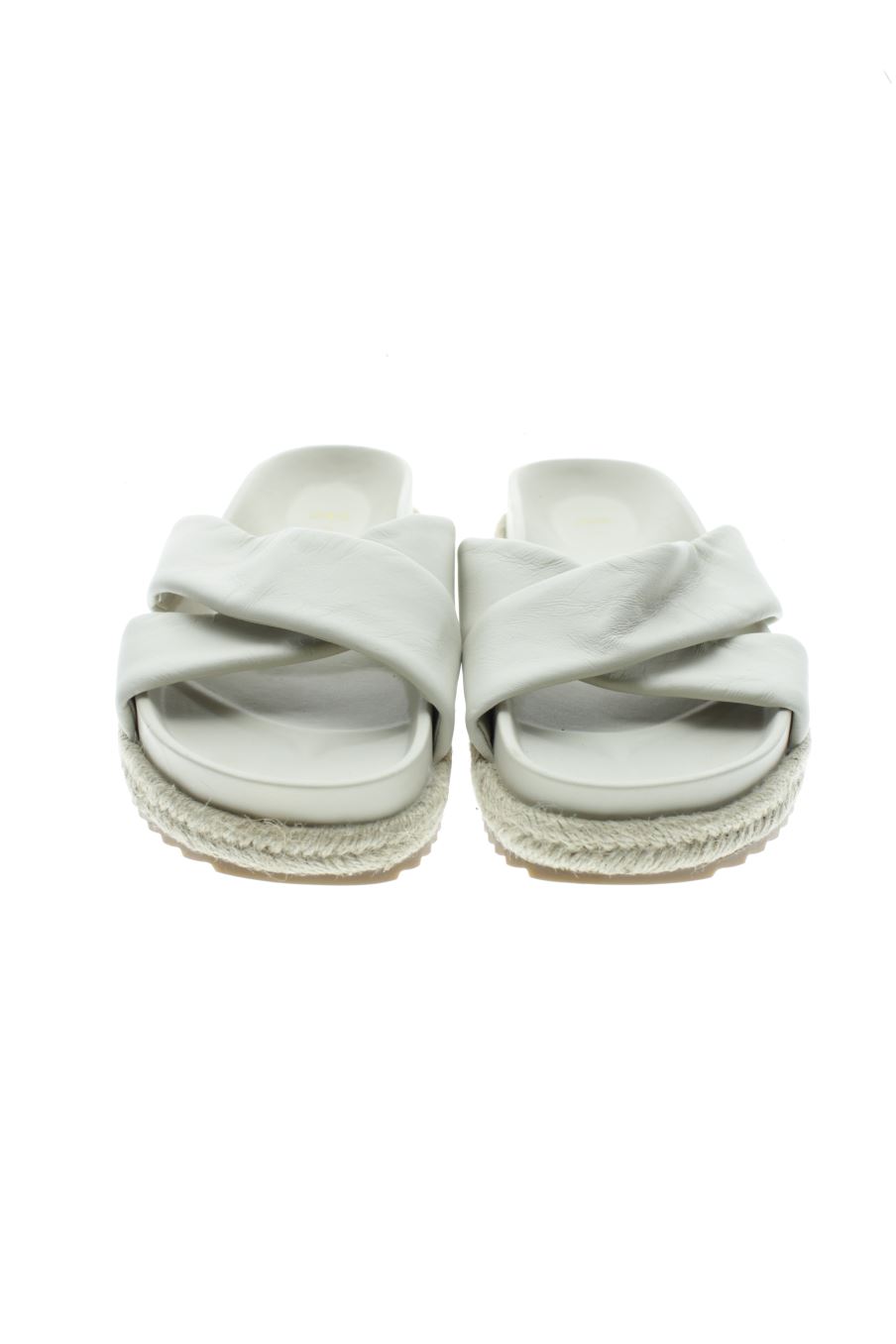 Sandalias planas de Zara de la talla 39, de color beige de