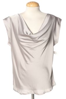 Blusa de manga corta M PERCENTIL, foto 1 de 2