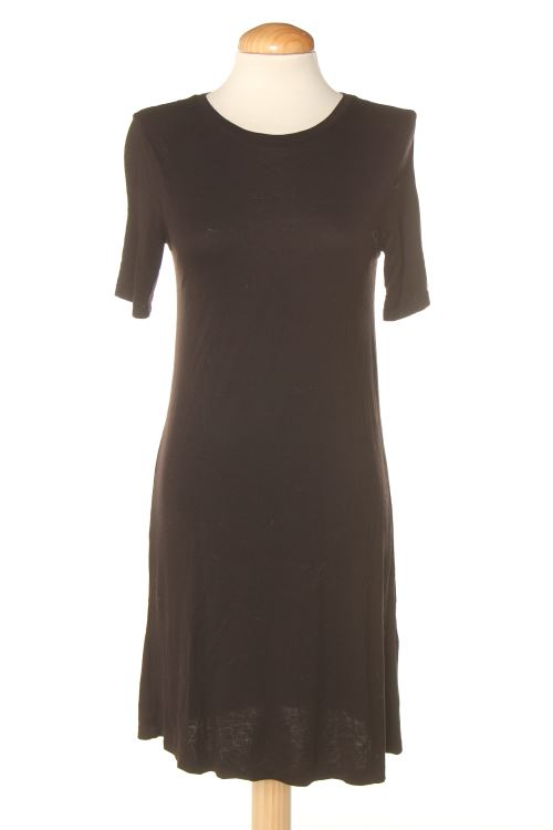 Einfaches Kleid