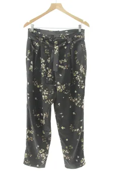 Pantaloni L Stradivarius, foto 1 di 2