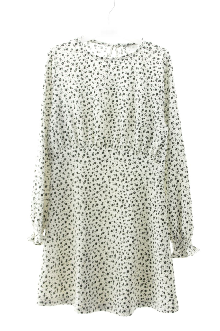 Robe Zara de la taille 10 ans avec une étiquette