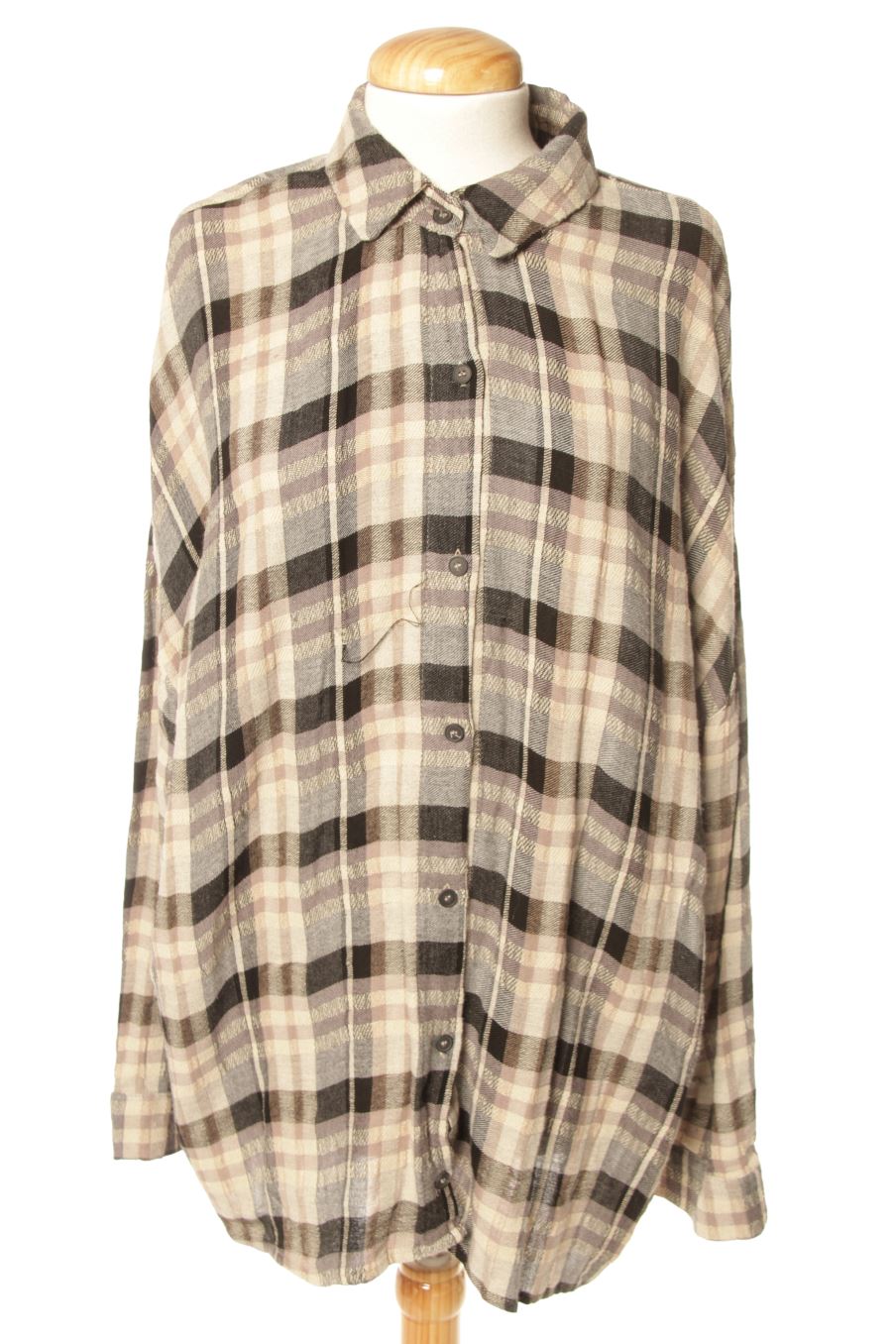 Camisa de Pull & Bear de la talla S, de color cuadros