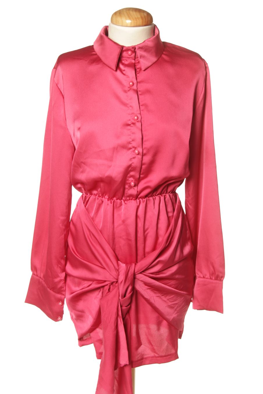 Robe New collection de la taille M, de couleur rose