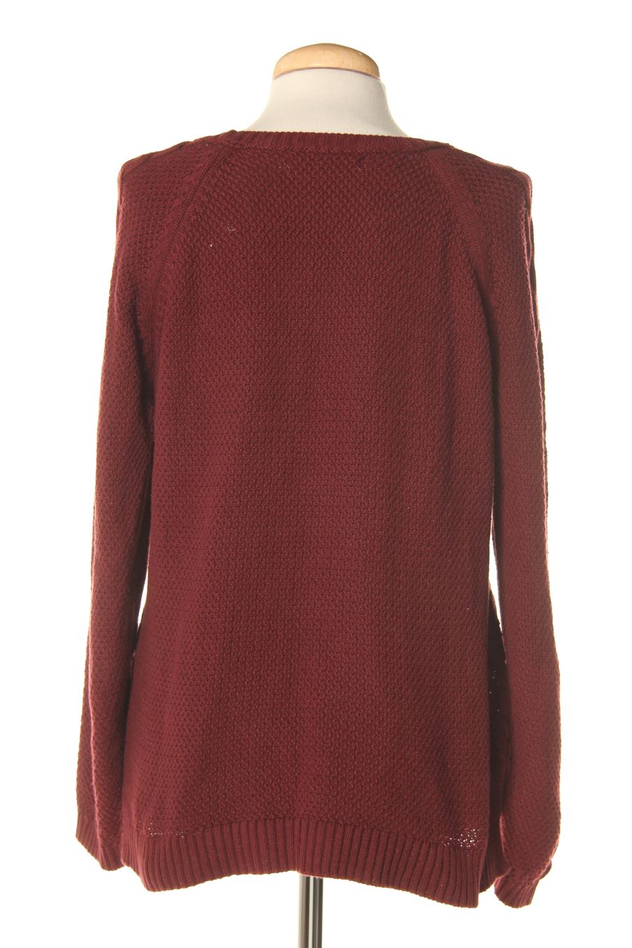Jerseys de Stradivarius de la talla S, de color burdeos