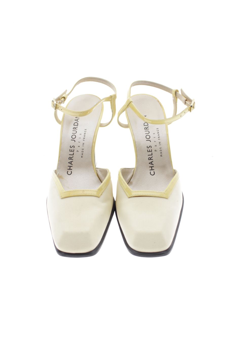 Sandalias tacon de Charles Jourdan de la talla 35, de color amarillo de