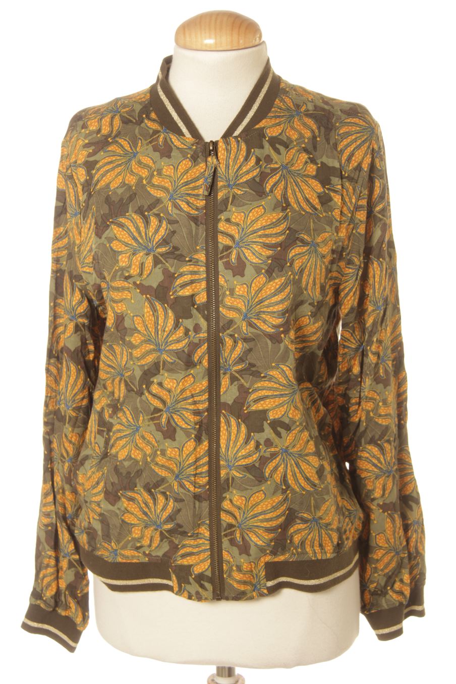 Kimono de Yerse de la talla S, de color estampado