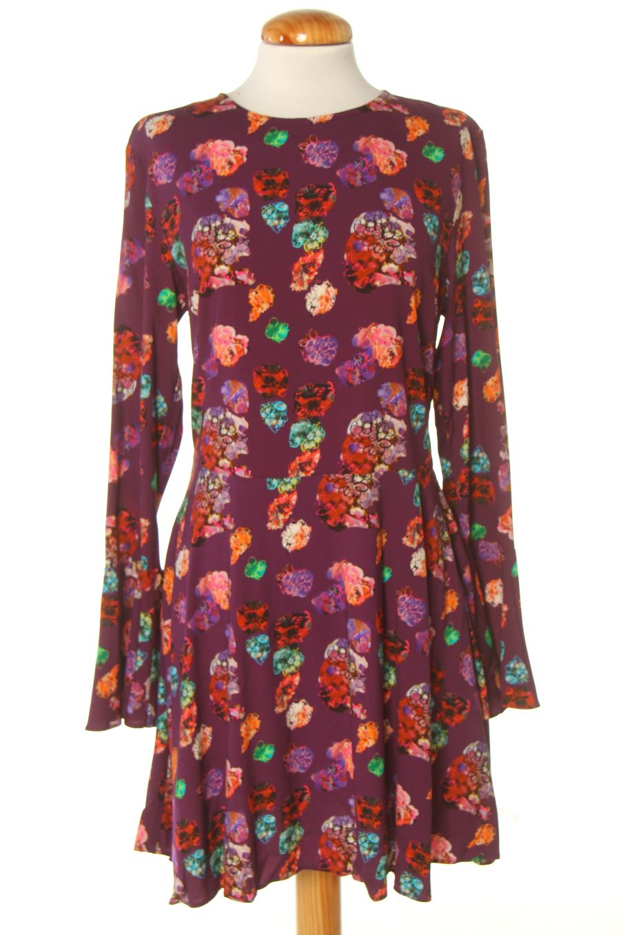 Robe casual Desigual de la taille M, de couleur imprimés