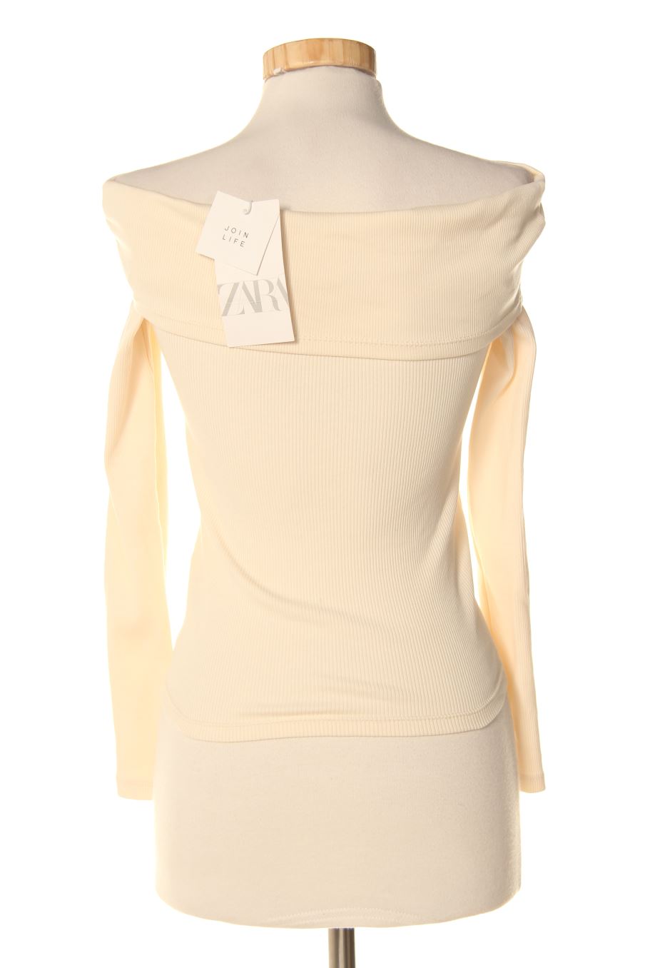 Camiseta de manga larga de Zara de la talla M, de color beige