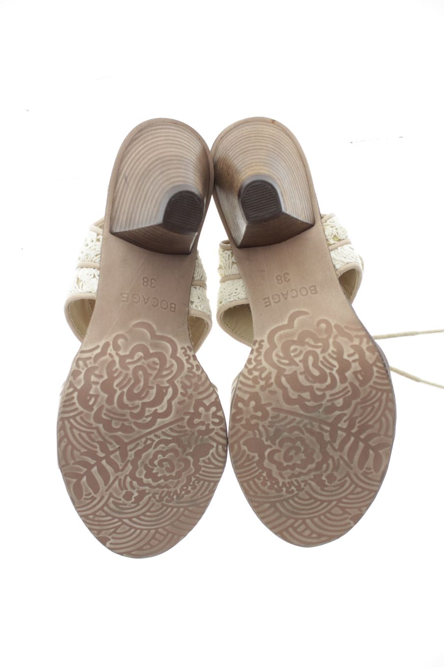 Sandalias tacon de BOCAGE de la talla 38, de color beige de
