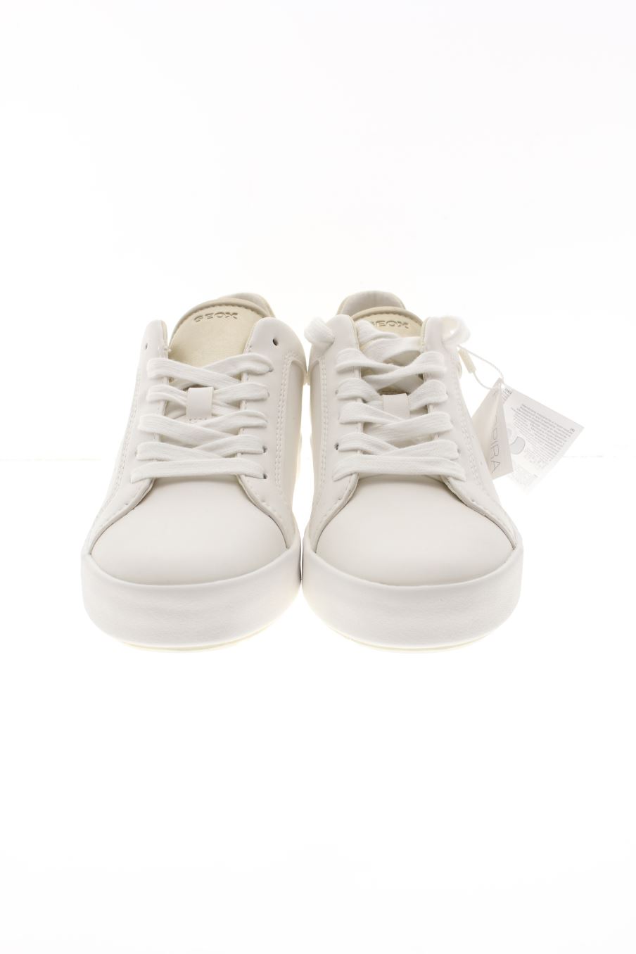 Deportivos de Geox de la talla 36, de color blanco de