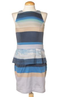 Robe casual XS SUITEBLANCO, photo 1 sur 2