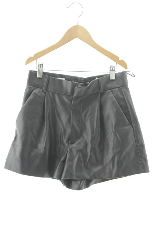 Pantalón corto