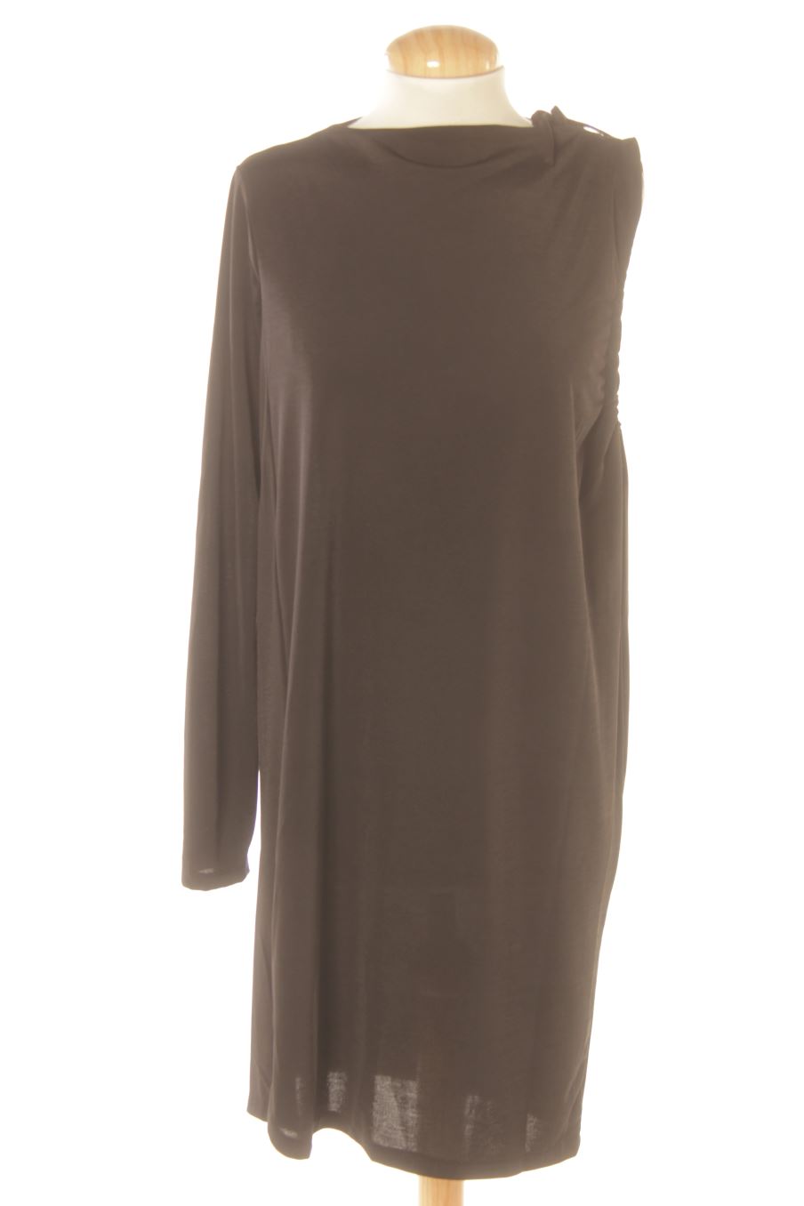Vestito casual de Zara de la talla M, de color nero