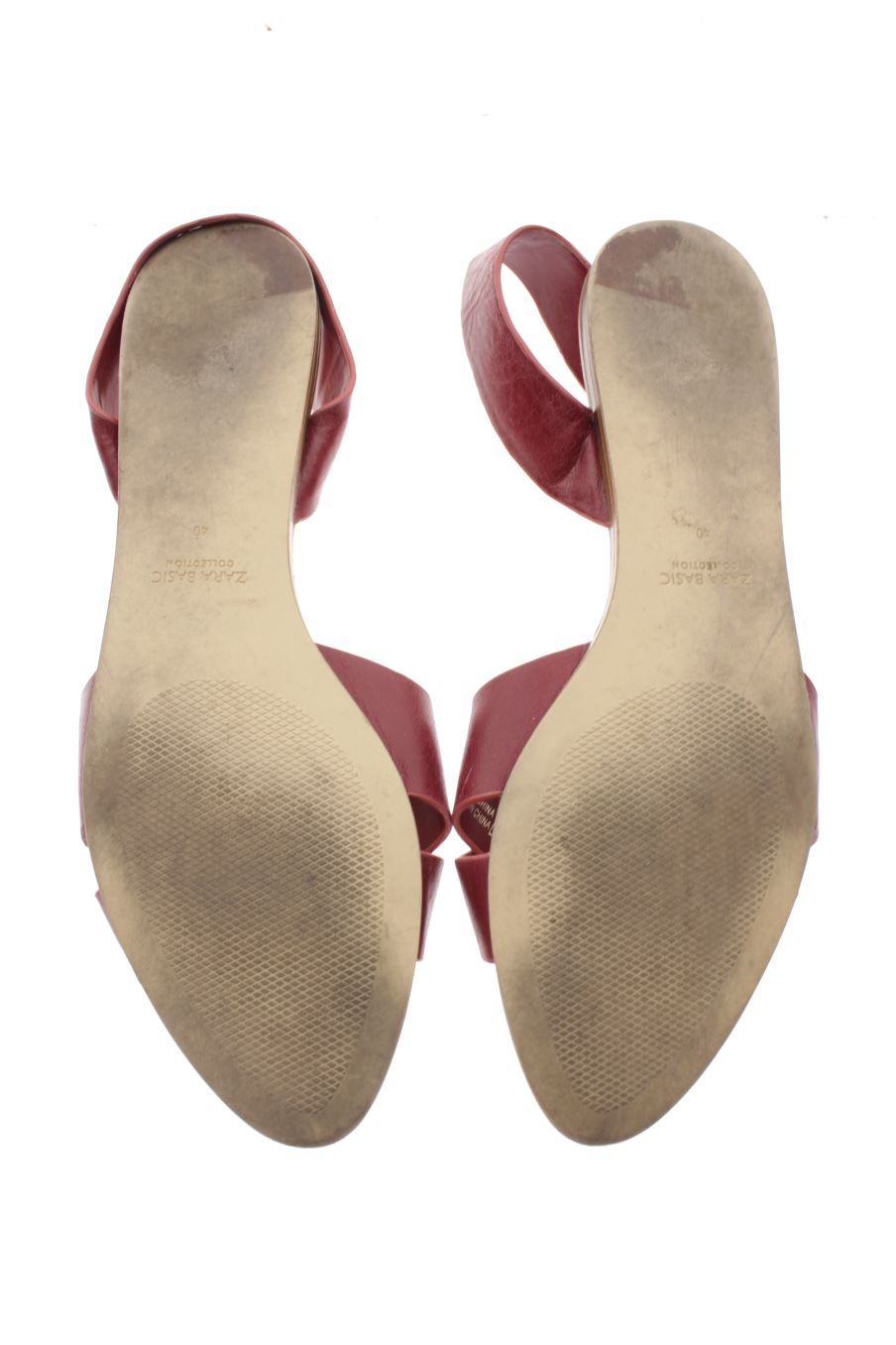 Sandalias planas de Zara de la talla 40, de color burdeos de