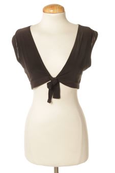 Aufwändiges Top 38 PRETTYLITTLETHING