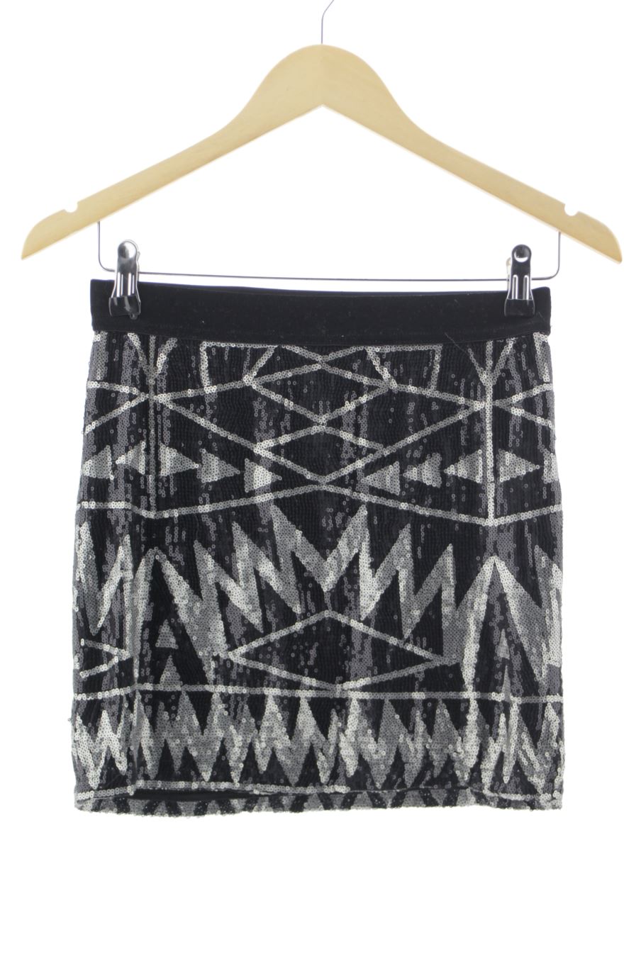 Falda de Stradivarius de la talla M, de color negro