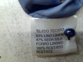 Vestido elegante de Luis Civit de la talla 40, de color morado de seda