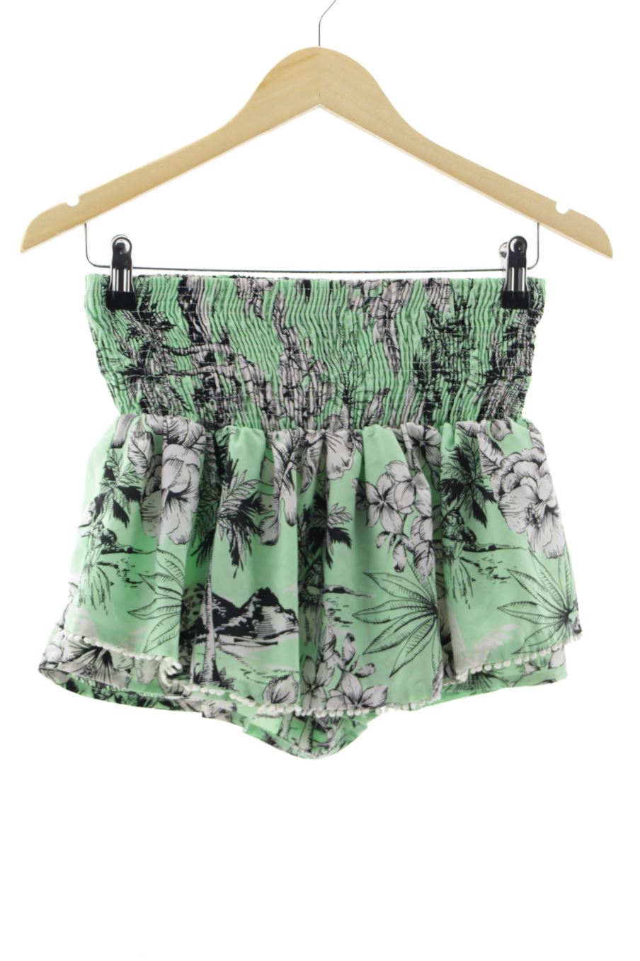 Pantalón corto de Zara de la talla L, de color flores