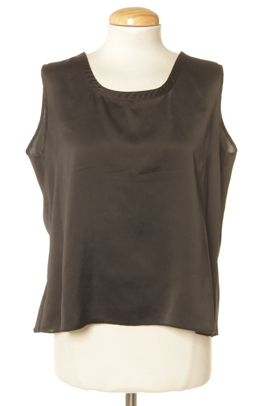 Top de SCARABEE de la talla M, de color negro