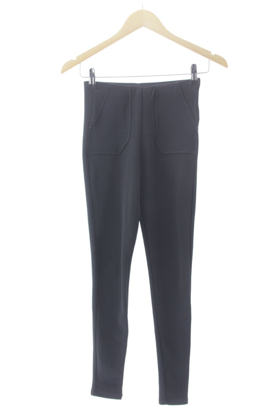 Pantalon Bershka de la taille XS, de couleur noir
