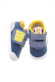 Chaussures de sport 19 Mustang, photo 1 sur 2