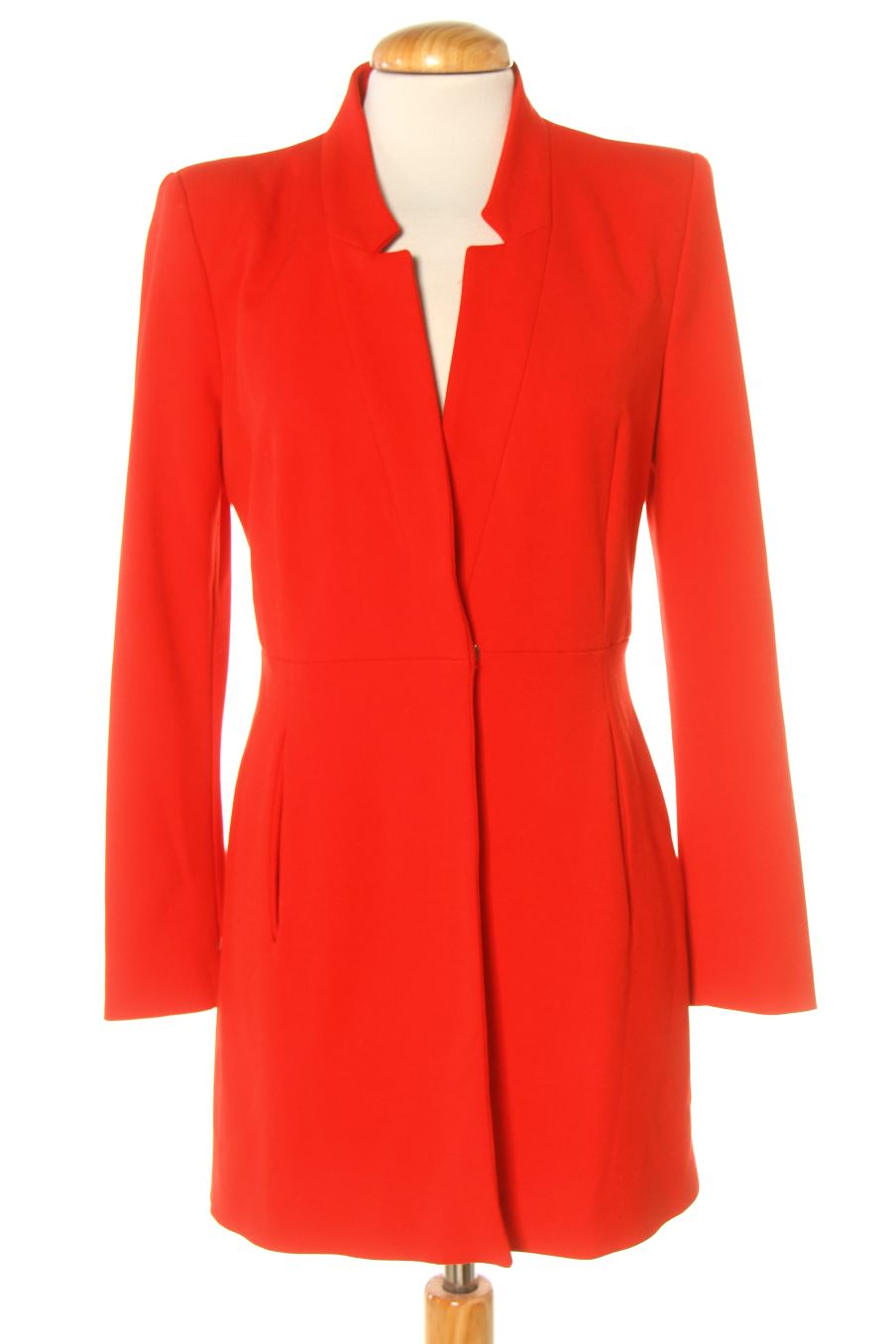 Abrigo de Zara de la talla S, de color rojo