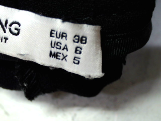 Pantalon Mango de la taille 38, de couleur noir