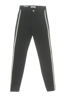 Jeans 32 Bershka, photo 1 sur 2