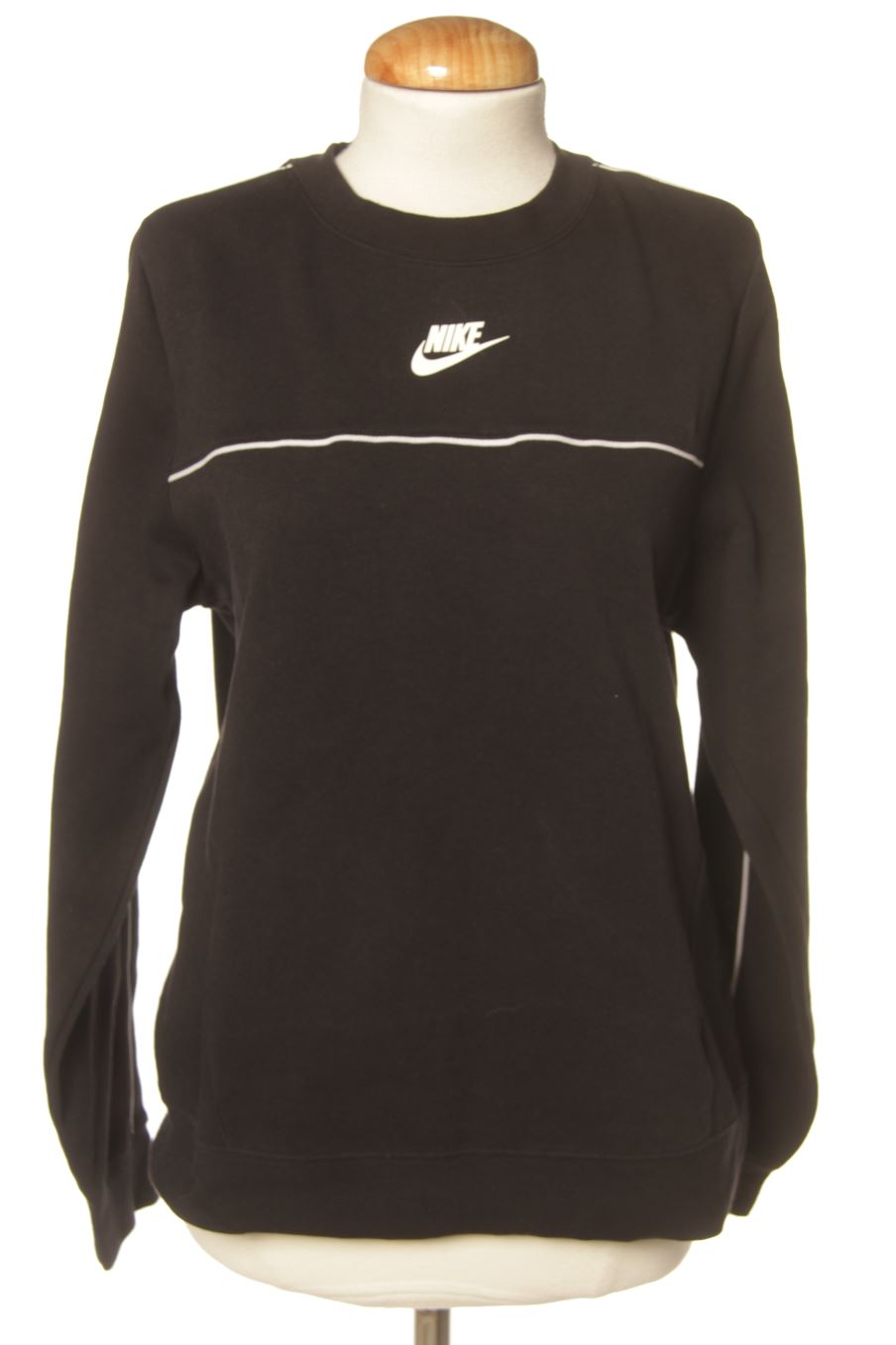 Sudadera de Nike de la talla M, de color negro