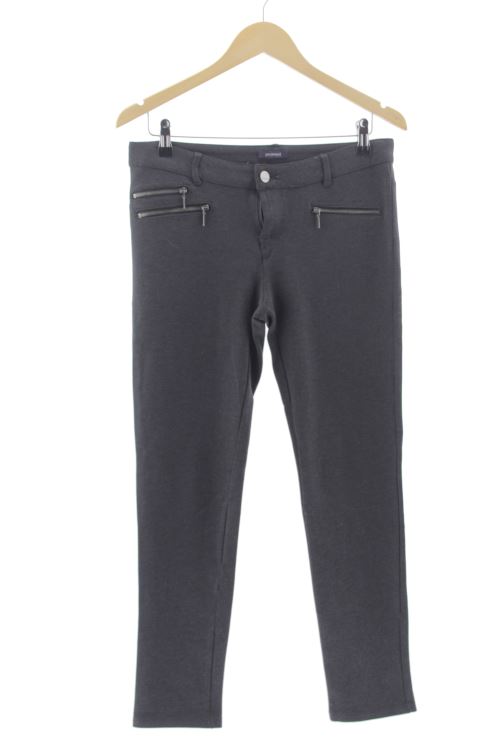 Pantaloni casual